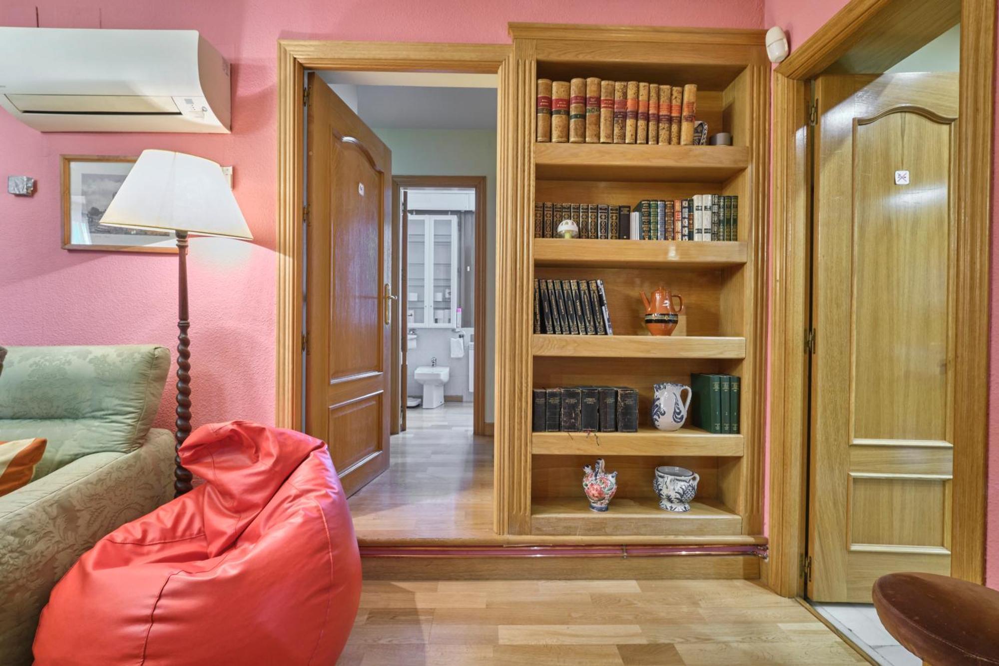 Apartamentos Carlos Madrid Dış mekan fotoğraf