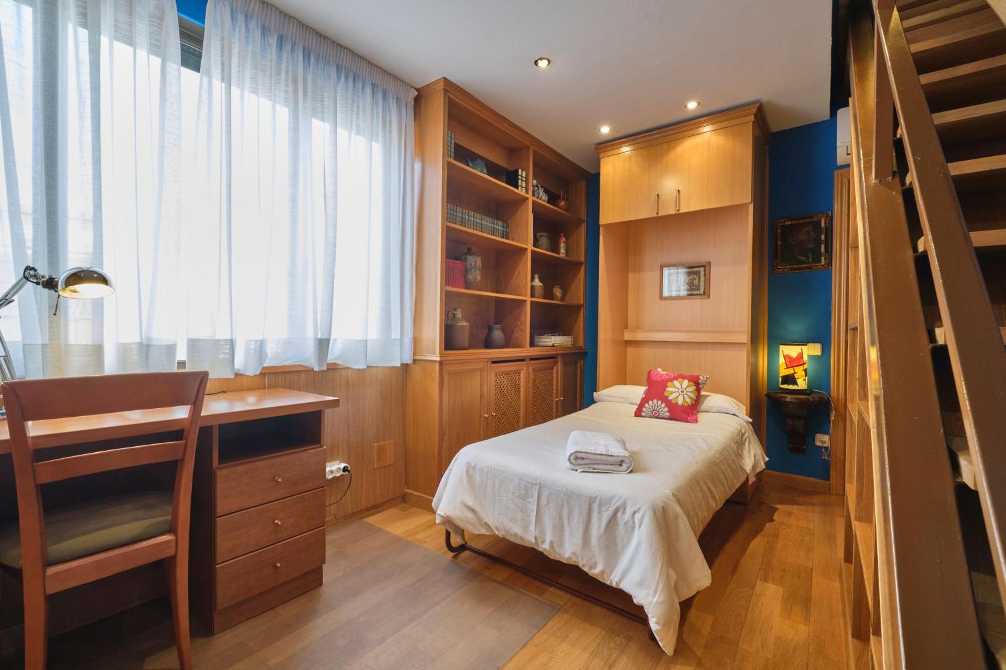Apartamentos Carlos Madrid Dış mekan fotoğraf